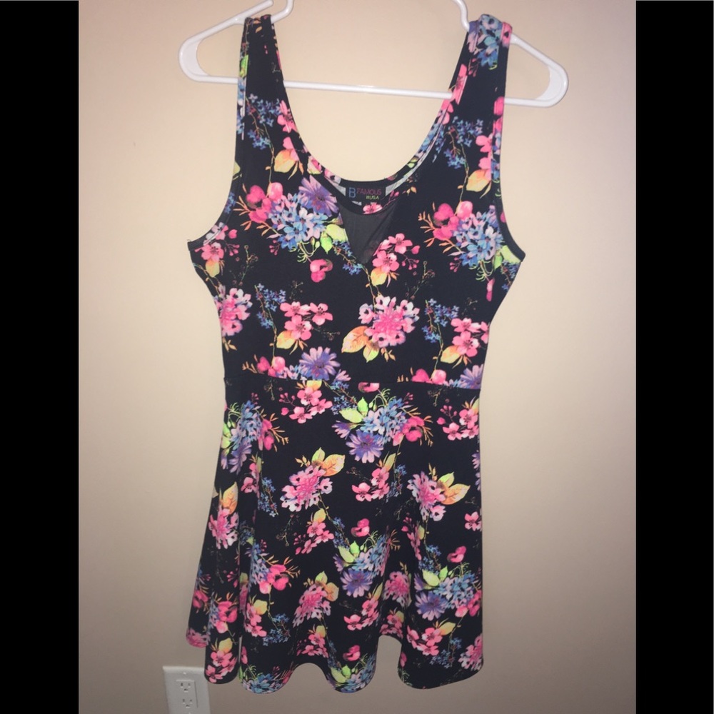 Women’s casual floral dress
